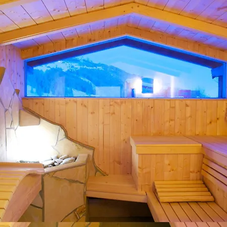 Simone's Platzerl - Inklusive Taeglichem Freien Eintritt Tauern - Nur 5 Gehminuten, Sommerkarte, Privatem Garten Mit Schwimmteich, Grill Und Saunabereich Pensionat