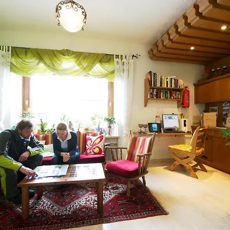 Simone'S Platzerl - Inklusive Taeglichem Freien Eintritt Tauern Spa - Nur 5 Gehminuten, Sommerkarte, Privatem Garten Mit Schwimmteich, Grill Und Saunabereich Kaprun