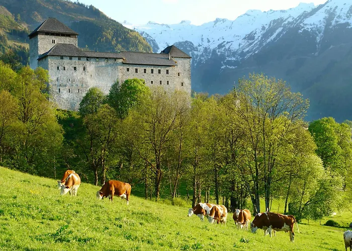 Simone's Platzerl - Inklusive Taeglichem Freien Eintritt Tauern - Nur 5 Gehminuten, Sommerkarte, Privatem Garten Mit Schwimmteich, Grill Und Saunabereich Casa de hóspedes Kaprun