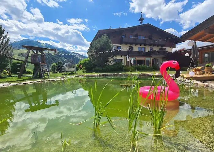 Simone's Platzerl - Inklusive Taeglichem Freien Eintritt Tauern - Nur 5 Gehminuten, Sommerkarte, Privatem Garten Mit Schwimmteich, Grill Und Saunabereich 3* Kaprun