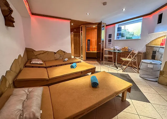 Simone'S Platzerl - Inklusive Taeglichem Freien Eintritt Tauern Spa - Nur 5 Gehminuten, Sommerkarte, Privatem Garten Mit Schwimmteich, Grill Und Saunabereich Guest house Kaprun