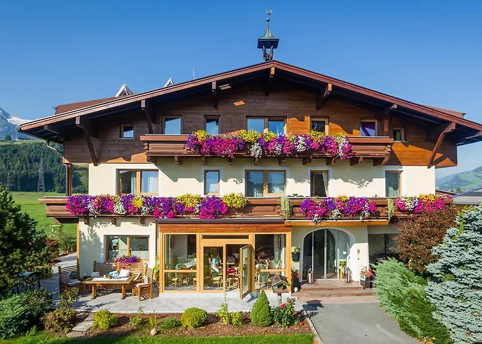 Simone'S Platzerl - Inklusive Taeglichem Freien Eintritt Tauern Spa - Nur 5 Gehminuten, Sommerkarte, Privatem Garten Mit Schwimmteich, Grill Und Saunabereich Guest house Kaprun